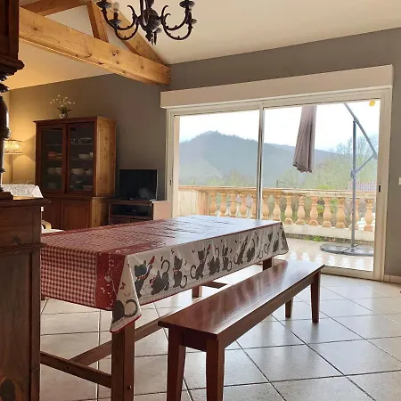 Maison De Charme A Saint-gery Avec Piscine Partagee بيت للعطل *