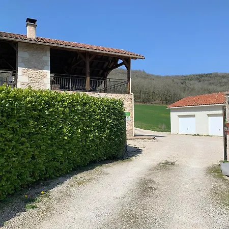 Maison De Charme A Saint-gery Avec Piscine Partagee بيت للعطل *