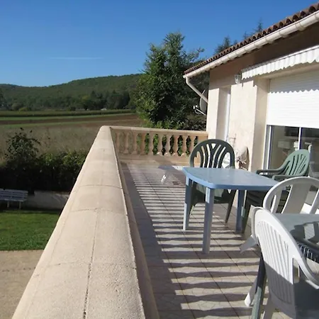 Maison De Charme A Saint-gery Avec Piscine Partagee