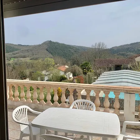Maison De Charme à Saint-géry Avec Piscine Partagée Casa de Férias *