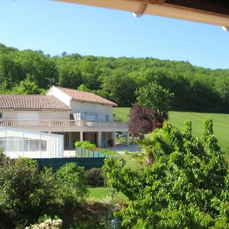 Maison De Charme A Saint-gery Avec Piscine Partagee Ferienhaus