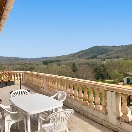 Casa de Férias Maison De Charme à Saint-géry Avec Piscine Partagée Saint-Géry