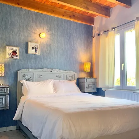 Maison De Charme à Saint-géry Avec Piscine Partagée Saint-Géry
