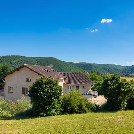 Maison De Charme à Saint-géry Avec Piscine Partagée Casa de Férias *