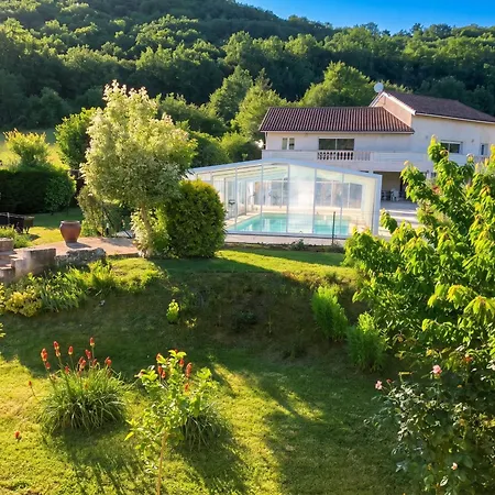 Maison De Charme à Saint-géry Avec Piscine Partagée Casa de Férias