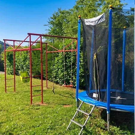 Maison De Charme à Saint-géry Avec Piscine Partagée *