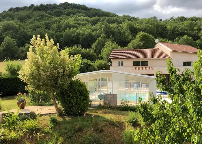 Maison De Charme A Saint-gery Avec Piscine Partagee بيت للعطل Saint-Géry